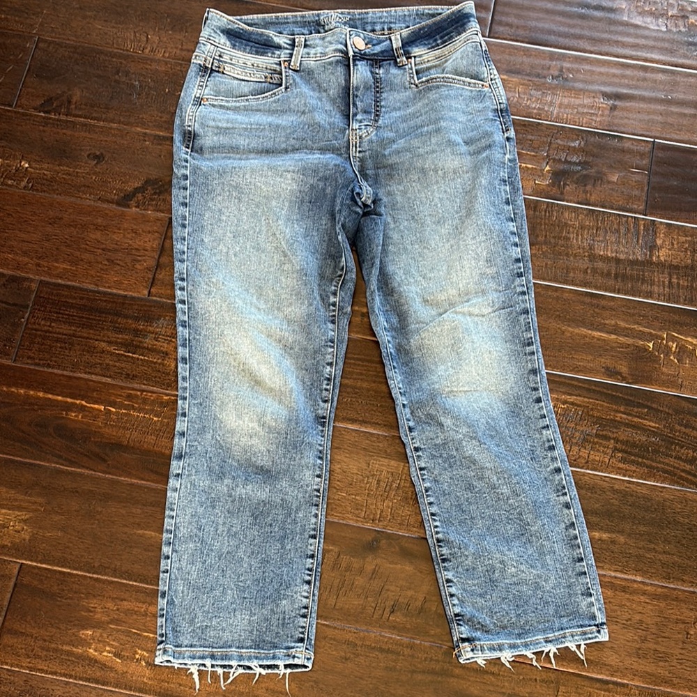 Blue Straight Leg Jeans with Vintage Wash